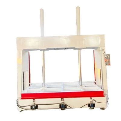 Holzkaltpressemaschine